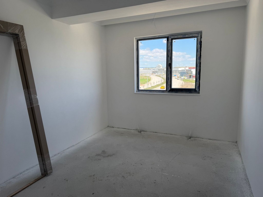 WhatsApp Image 2026-04-20 at 12.31.15 2.jpg